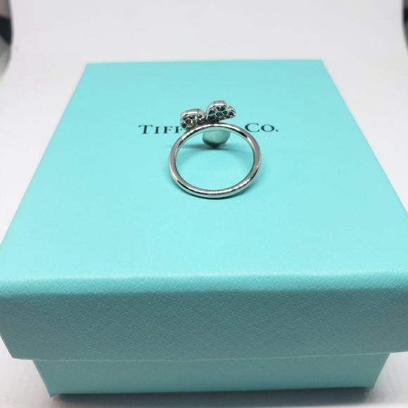 Tiffany & Co., Mini Paper Flowers Ring - Picture 5 of 11